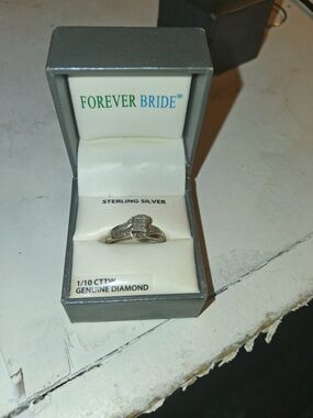 Sterling Silver Diamond Accent Knot Ring in Silver